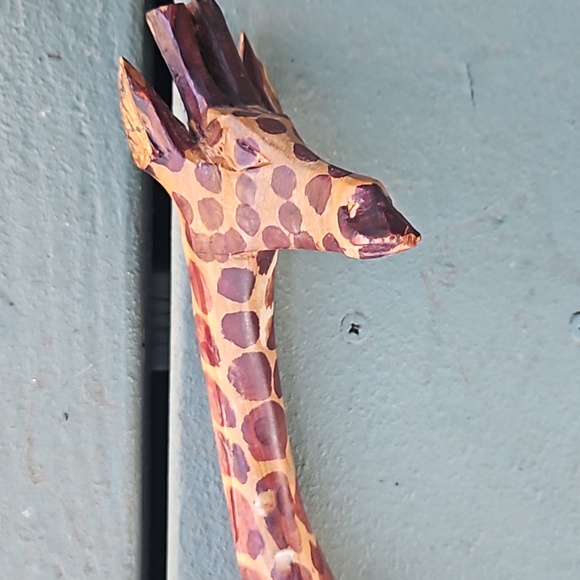 🩵 2 foot tall wood carved giraffe figurine - Picture 7 of 13
